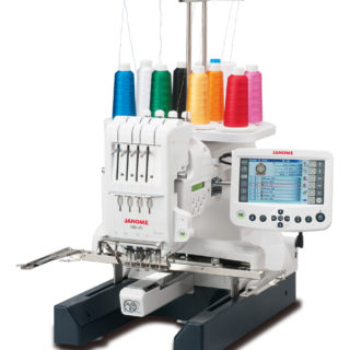 Máquina Bordadora JANOME MB4S
