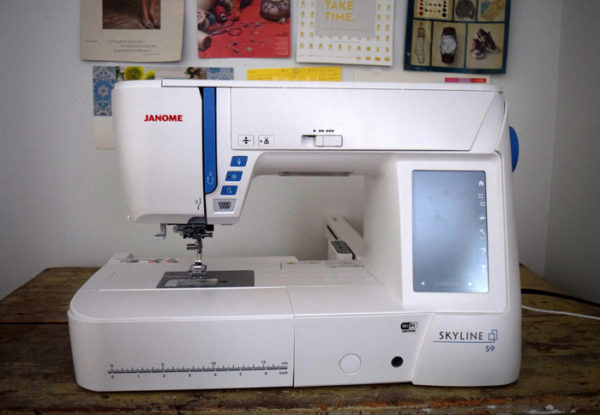 Máquina de coser Janome Skyline S9